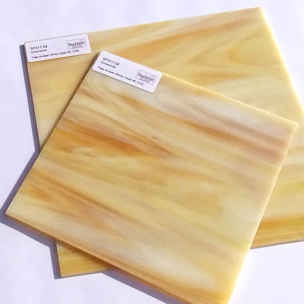 Oceanside SF317.02 Fusible Opaque Stained Glass Sheet&nbsp;
Pale Amber White Opal